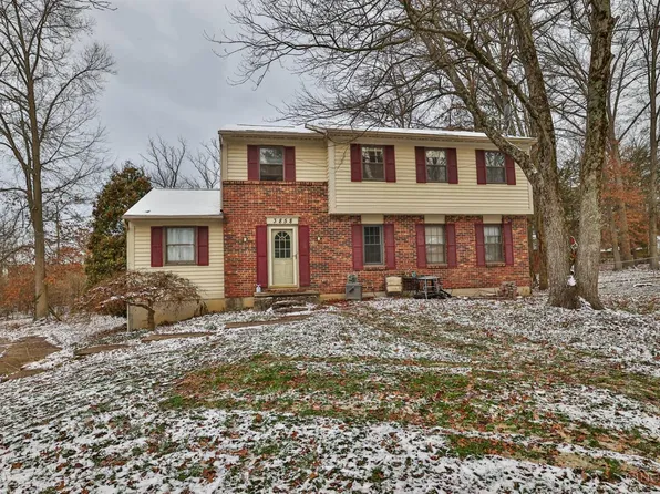 3858 Heritage Oaks Dr, Amelia, OH 45102