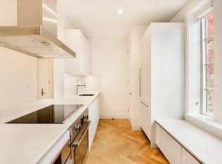 379 Washington Ave APT 7E, Brooklyn, NY 11238