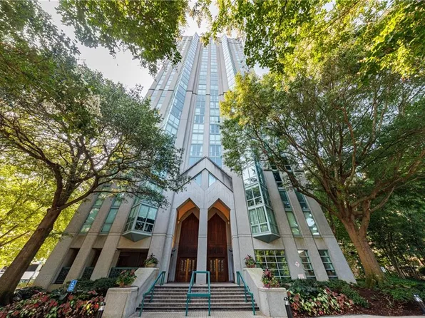 2870 Pharr Court South NW APT 2709, Atlanta, GA 30305