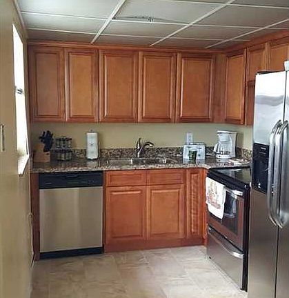 5th image of 576 Monaco Park #L