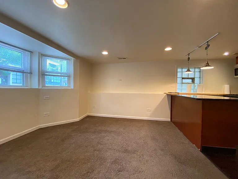 3520 N Lincoln Ave #G — Photo 5