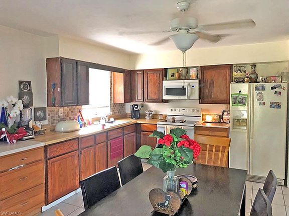 5th image of 105 SE 2nd Ave #107