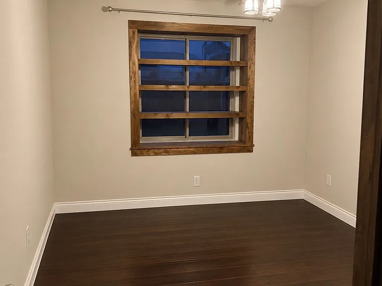1137 Robin Cir — Photo 9
