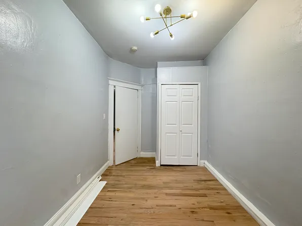 75 East 21st Street image 5 of 7