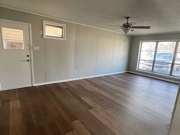 4th image of 3000 Savannah St