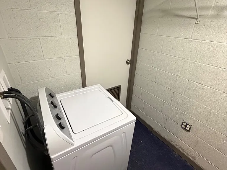 Unit Photo