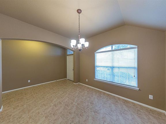 2nd image of 2937 Meridian Bay Ln