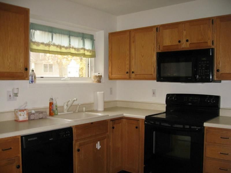 2nd image of 70 Norwood Ave #35