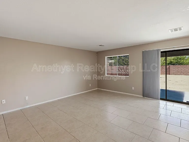 23374 W Pima St — Photo 9