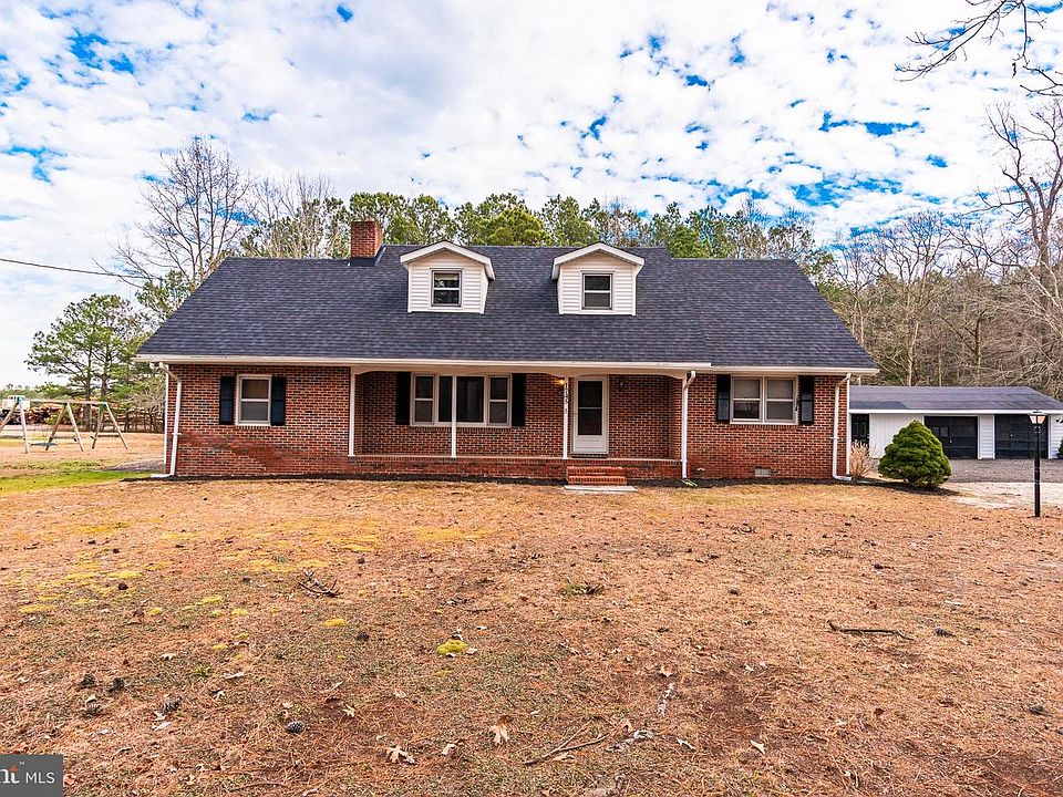 1st image of 1745 Buck Harbor Rd