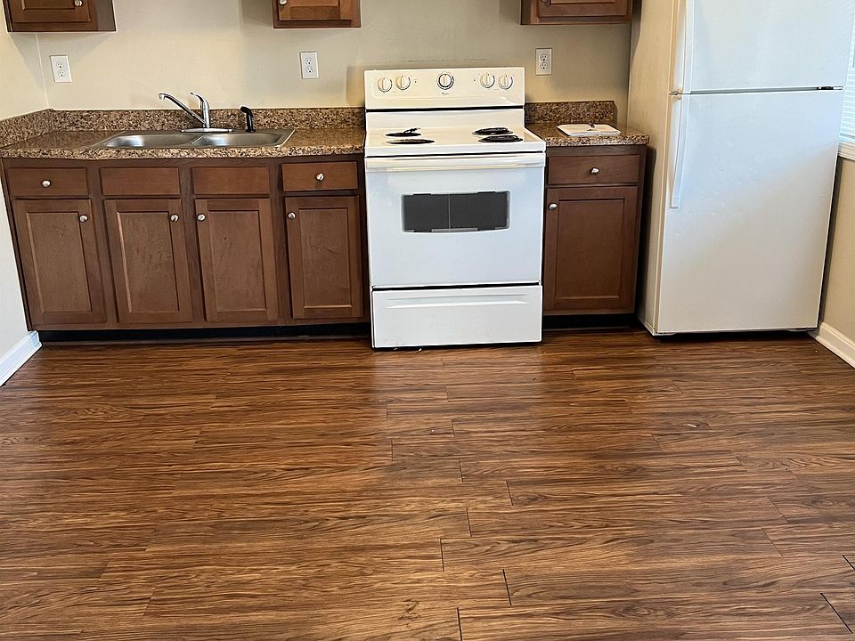1st image of 4216 Flintlock Dr #1