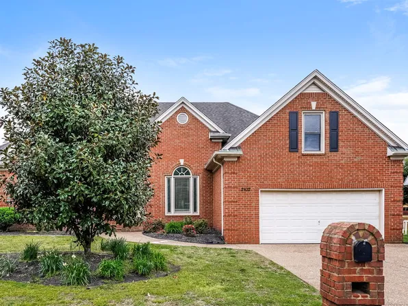 2802 Crazy Horse, Murfreesboro, TN 37127