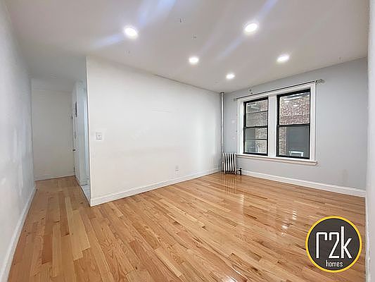2nd image of 43-18 39th Pl #26