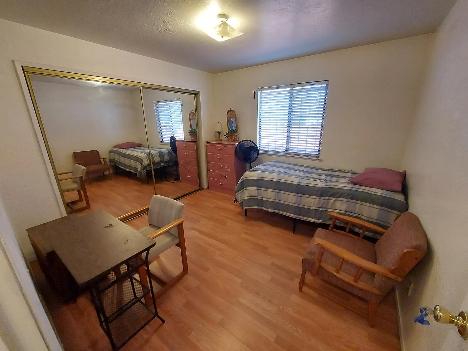 4 bed, 1441 sqft, $950 — Photo 4