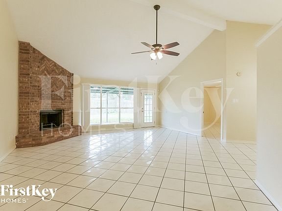 3rd image of 2808 Sugar Wood Dr