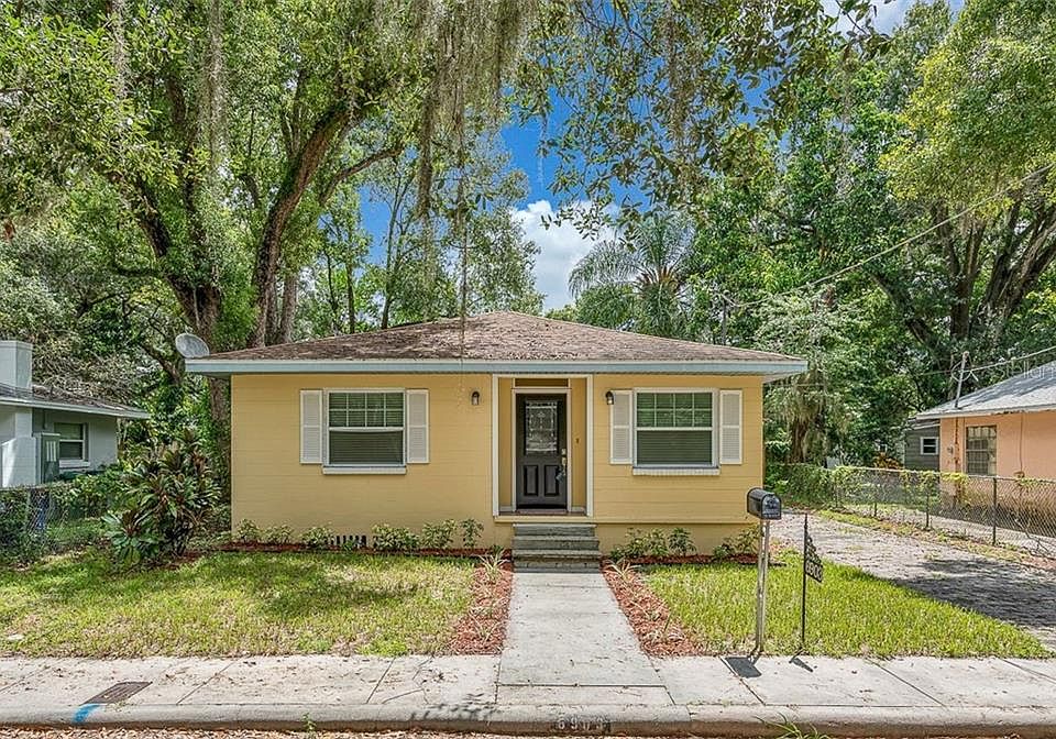 1st image of 6903 N Highland Ave