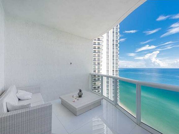 2nd image of 15901 Collins Ave #1-2504