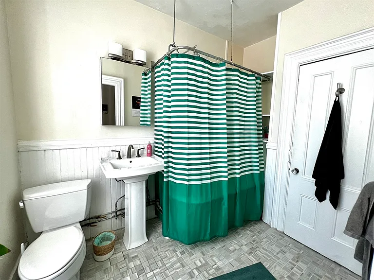 106 Magazine St #2 — Photo 7