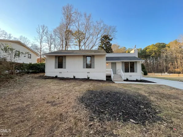 805 Wedgewood Ave, Zebulon, NC 27597