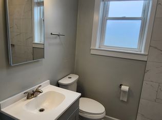 5514 W George St APT 1, Chicago, IL 60641