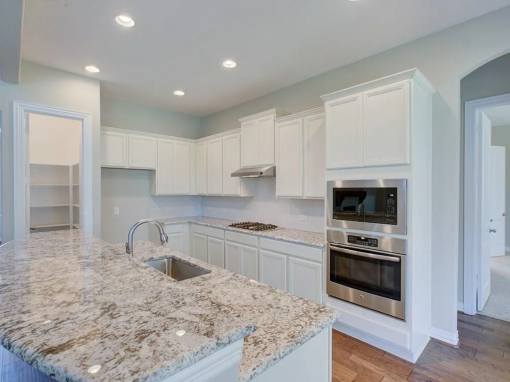Building Photo - 4303 Logan Ridge Dr