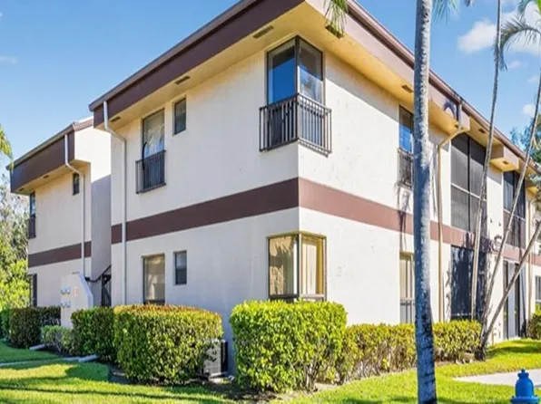2671 Carambola Circle #1755, Coconut Creek, FL 33066