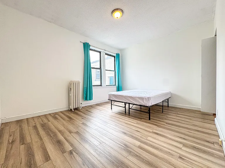 313 Summit Ave #10 — Photo 7