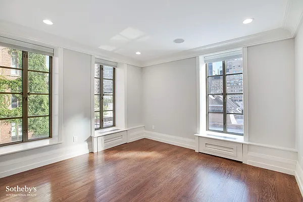 Rented by Sotheby's International Realty | media 23