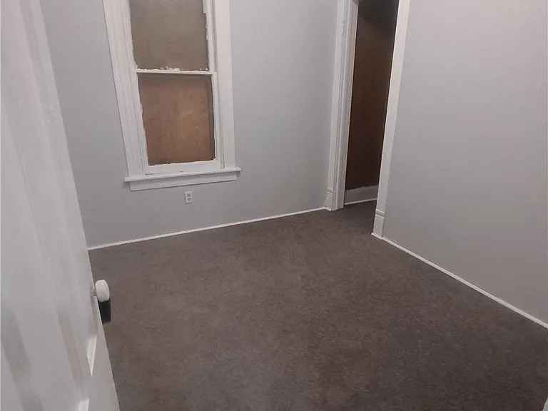 406 Union Pl — Photo 4