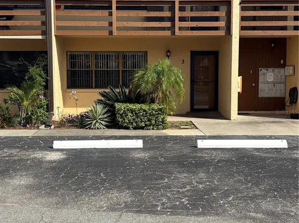 9 QUAILS RUN BOULEVARD #3, ENGLEWOOD, FL 34223