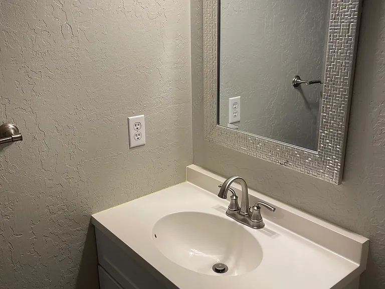 6046 S Macbeth Ct — Photo 12