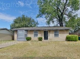 319 Aquarius Dr, Cedar Hill, TX 75104