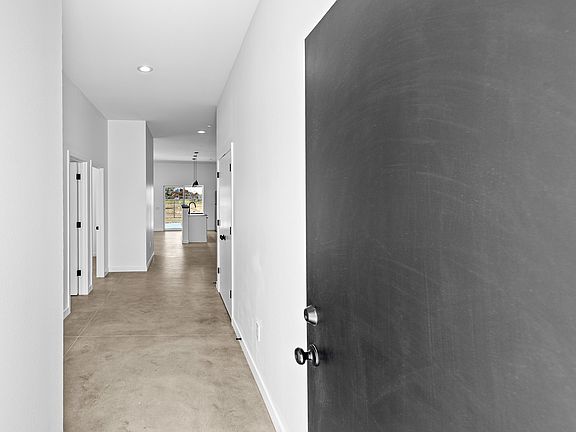 5th image of 7020 Scarvan Rd #1