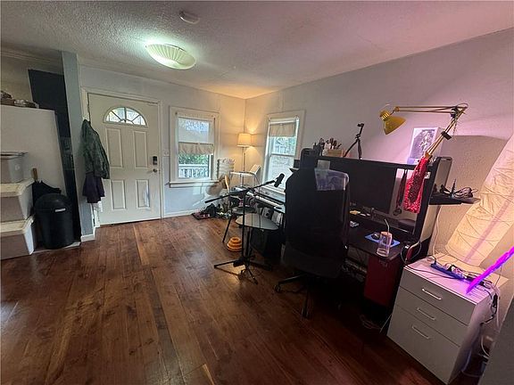 3rd image of 7608 Pennsylvania Ave