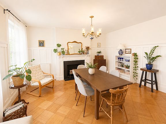 4th image of 32 Claflin Rd #2