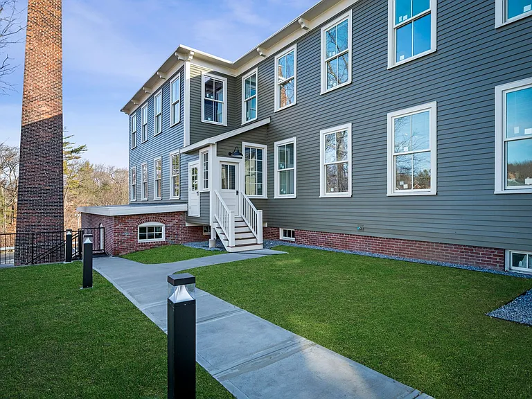 34 Tremaine St — Photo 4