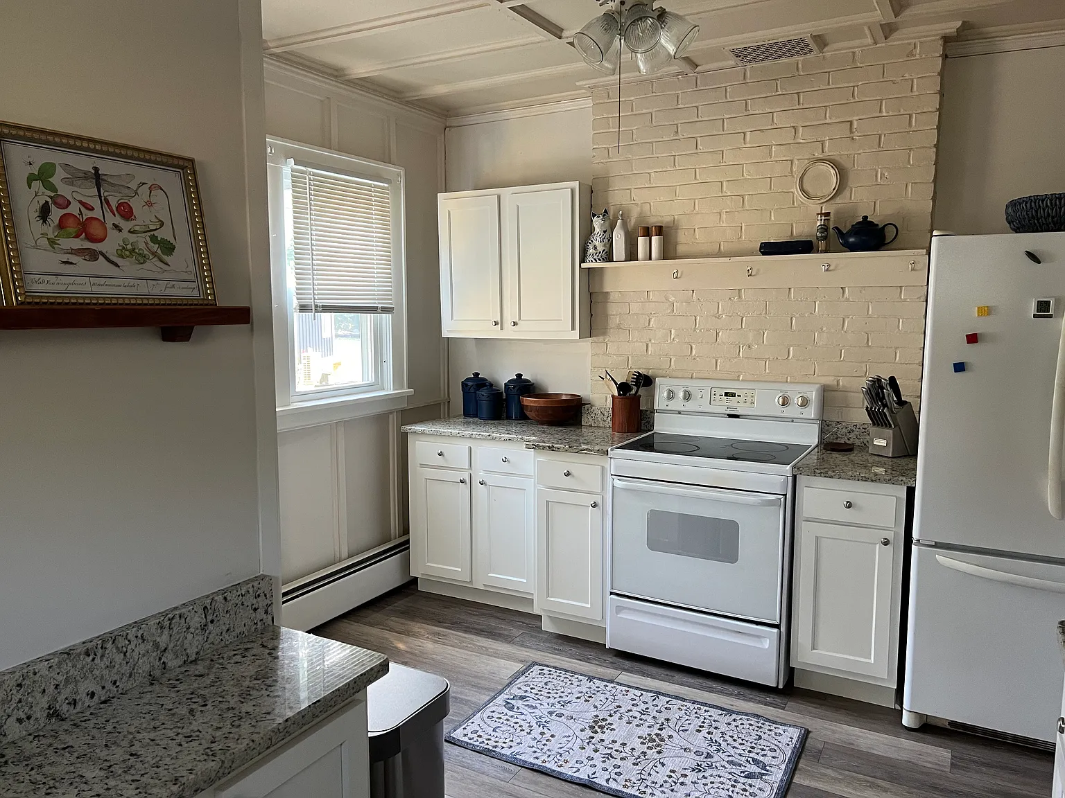9 Riverside Dr — Photo 4