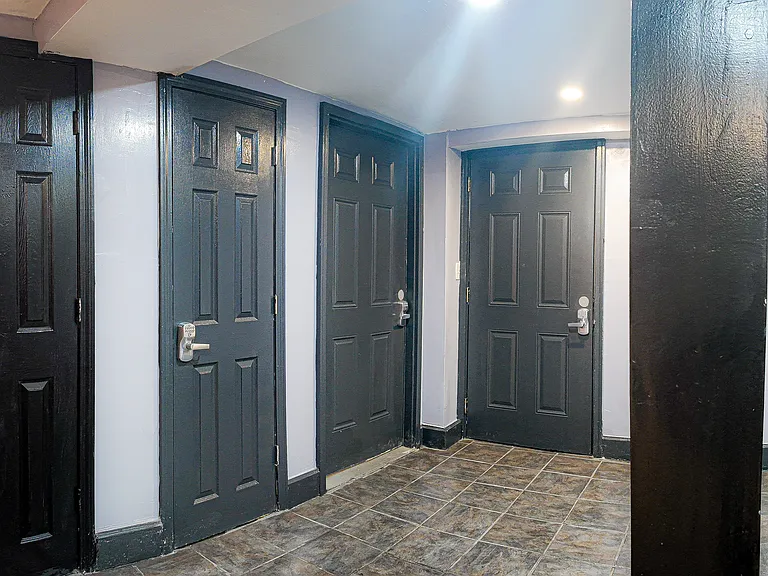 26 Wilmore St #B1 — Photo 7