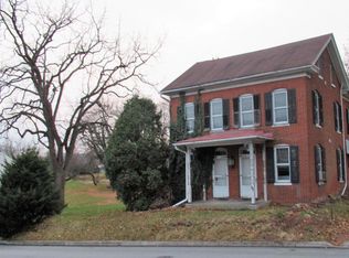 177 S Queen St, Abbottstown, PA 17301