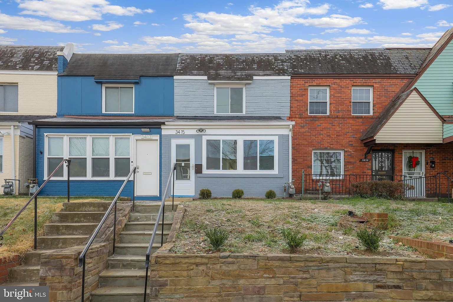 3415 Baker St NE photo 1
