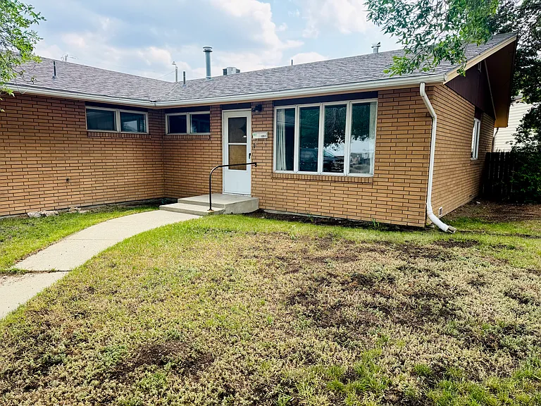 1091 Helena Ave — Photo 15