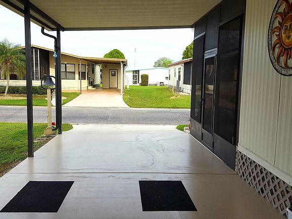 5th image of 714 Riverview Cir
