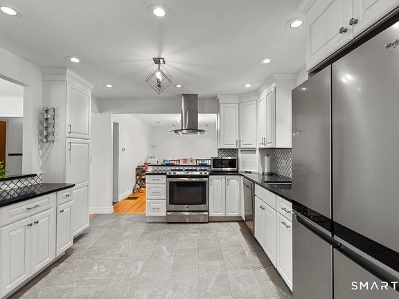 5th image of 45 Ansonia Road
