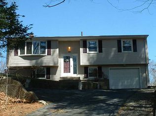 20 Elmonte Dr, Coventry, RI 02816