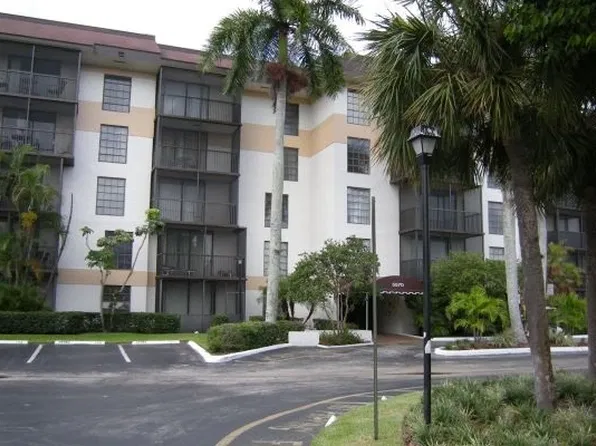 5530 NW 44th St APT 402C, Lauderhill, FL 33319