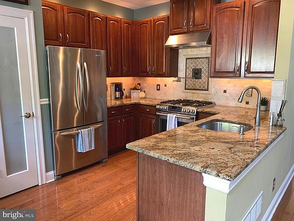 5th image of 21 Wyndham Ct