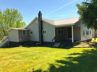 472 Lutheran Church Rd, Albright, WV 26519