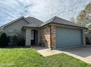 429 Milton Estates Ln, Youngsville, LA 70592