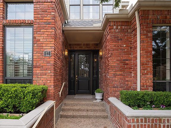 2nd image of 17 Glenmeadow Ct