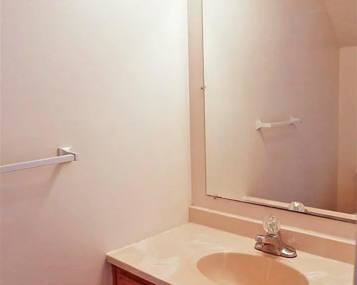 121 W Ivybridge Dr — Photo 20